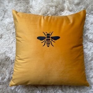 Brand new Honey Bee velvet pillow.